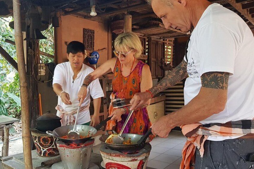Private Tour: Cooking Class & Lanna Culture experience Learning 