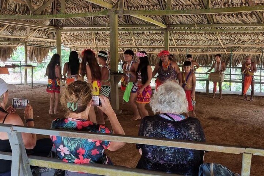 Gatun Lake Panamá Wildlife Adventure Guided Experience