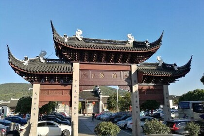 Shanghai to Suzhou Tai Lake and Moli Peak Private Hiking Tour