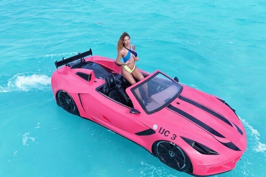 Luxury, speed, and stunning island views – only with our jetcar tours!