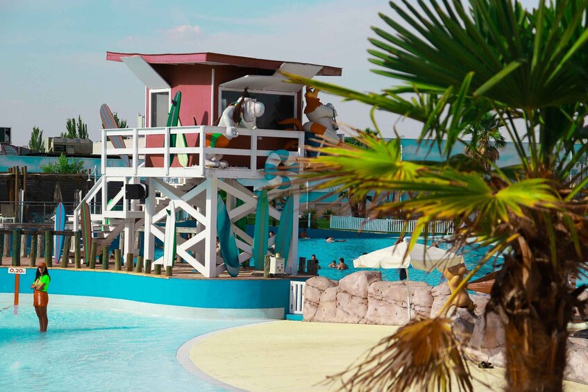 Picture 5 for Activity Madrid: Parque Warner Beach Entry Ticket