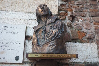 Romeo and Juliet and More Audio Walking Tour in Verona