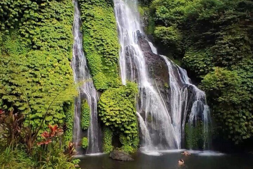 Banyumala Twin Waterfall and Tanah Lot Sunset Tour