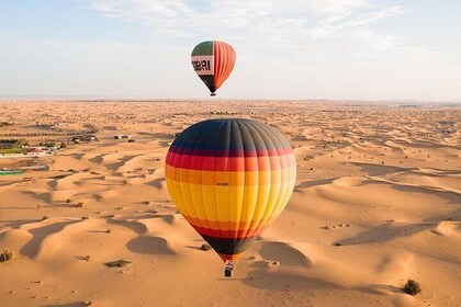 Noble Life Sunrise Hot Air Balloon Experience Over Dubai’s Desert