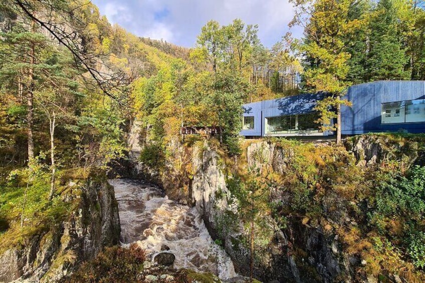 Kristiansand Wild Salmon Center Guided Tour with Bus Ride