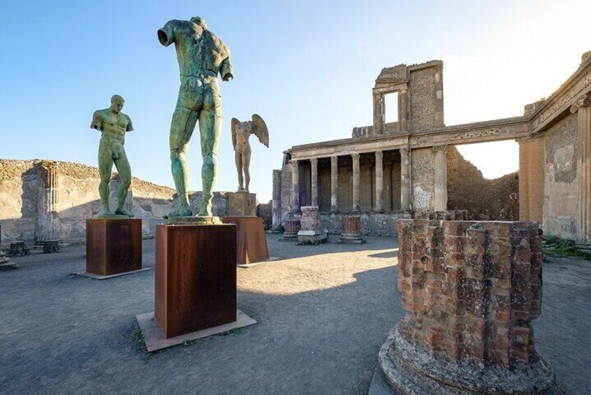 Pompeii and Herculaneum Tour