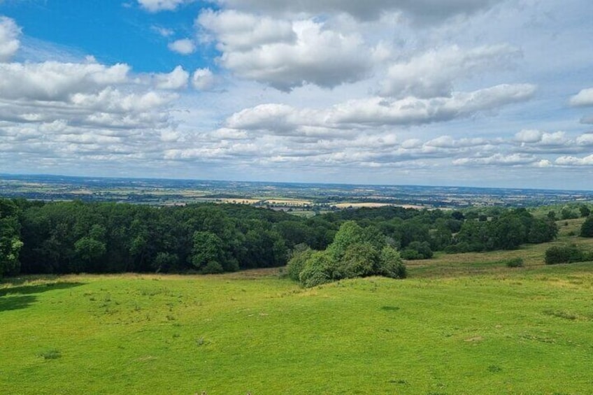 Cotswolds Insiders Guided Full Day Small Group Tour from London