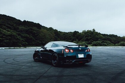 “Daikoku Car Meet Night Tour | JDM Experience en Tokio”