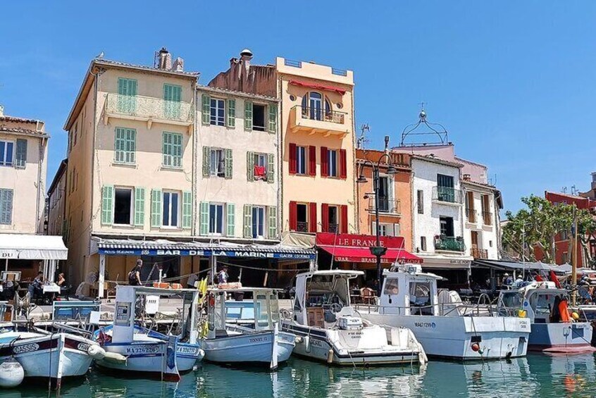 Private Tour Aix Provence and Highlights Marseille and Cassis
