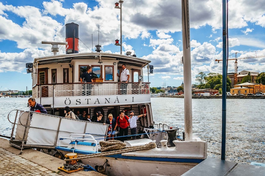 Picture 1 for Activity Stockholm: City Archipelago Sightseeing Cruise with Guide