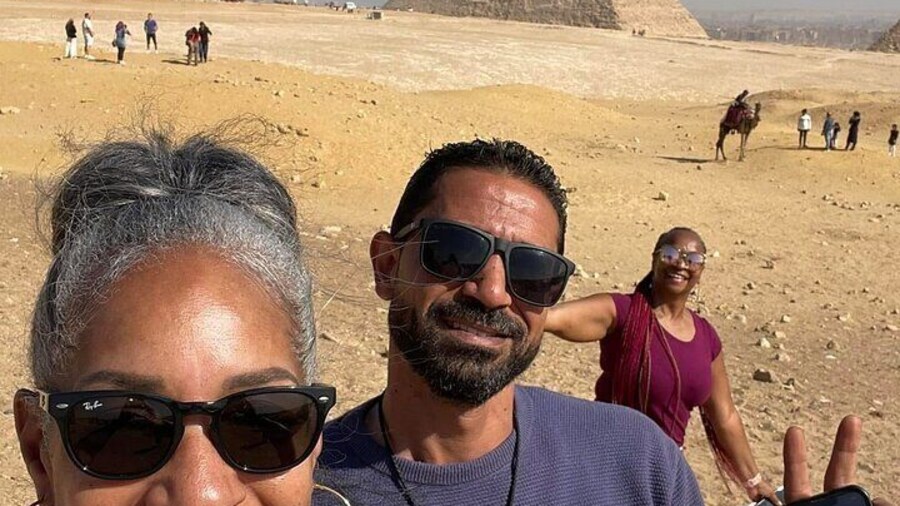 ALL INCLUSIVE private GIZA pyramids & Sakarra& Dahshour pyramids