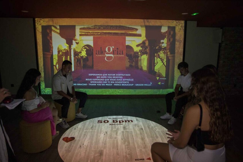 Picture 14 for Activity Dive In and Discover: Flamenco in an Interactive Journey
