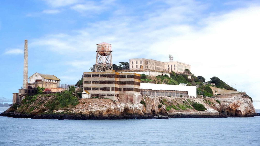 San Francisco: Alcatraz with San Francisco Bay Cruise