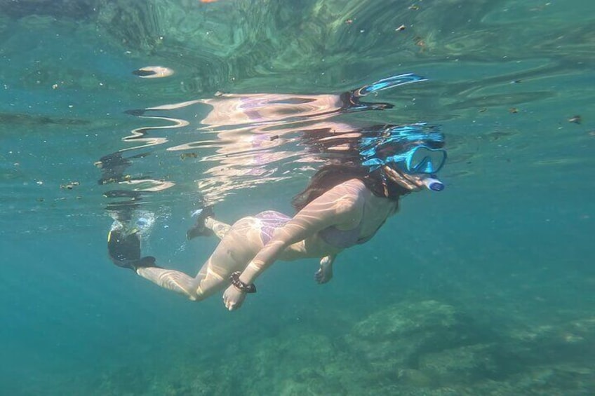 Snorkel gear included