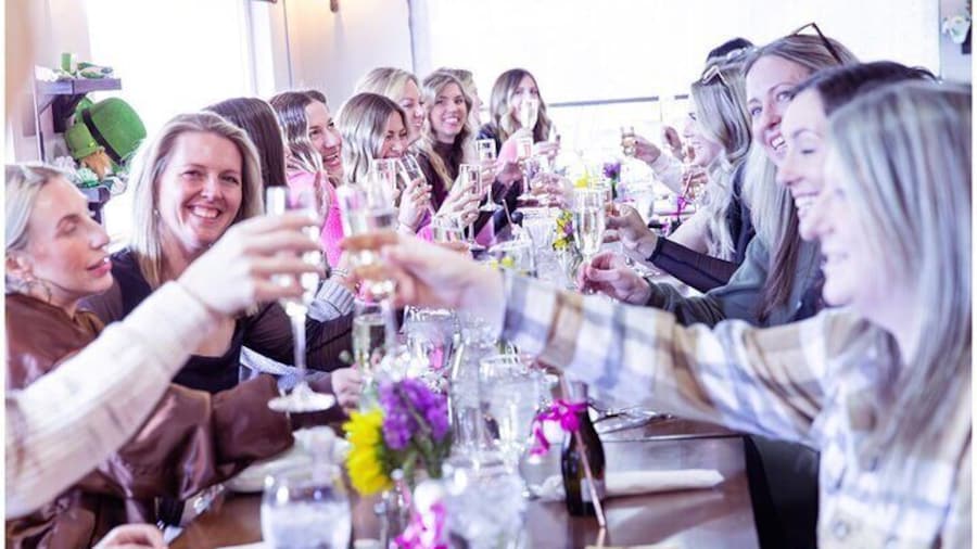 Rise and Dine Food Tour in Vintage Style Trolley