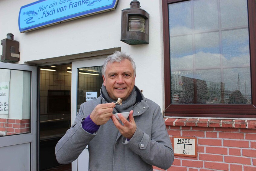 Picture 5 for Activity Bremerhaven: Fish Bite Guided Walking Tour