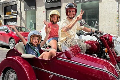 Madrid Highlights 1 hour Iconic Monuments by Sidecar
