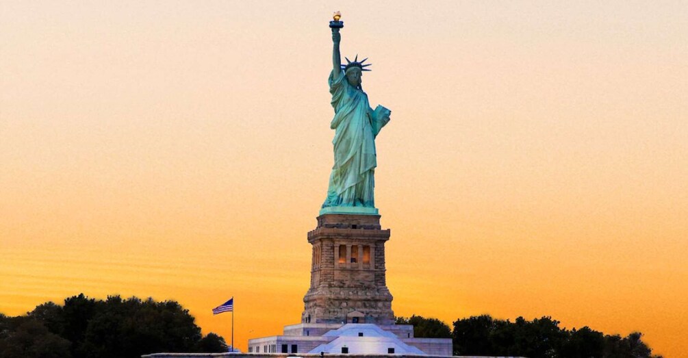 Picture 3 for Activity NYC: Statue of Liberty Sunset Cruise Skip-the-Line Ticket