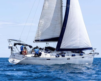 Sailing Giardini Naxos-Taormina: Boat, Snorkelling & Aperitif
