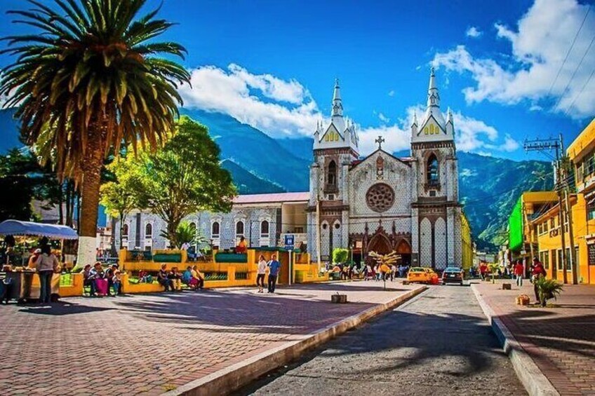 Private Baños Adventure Tour from Quito