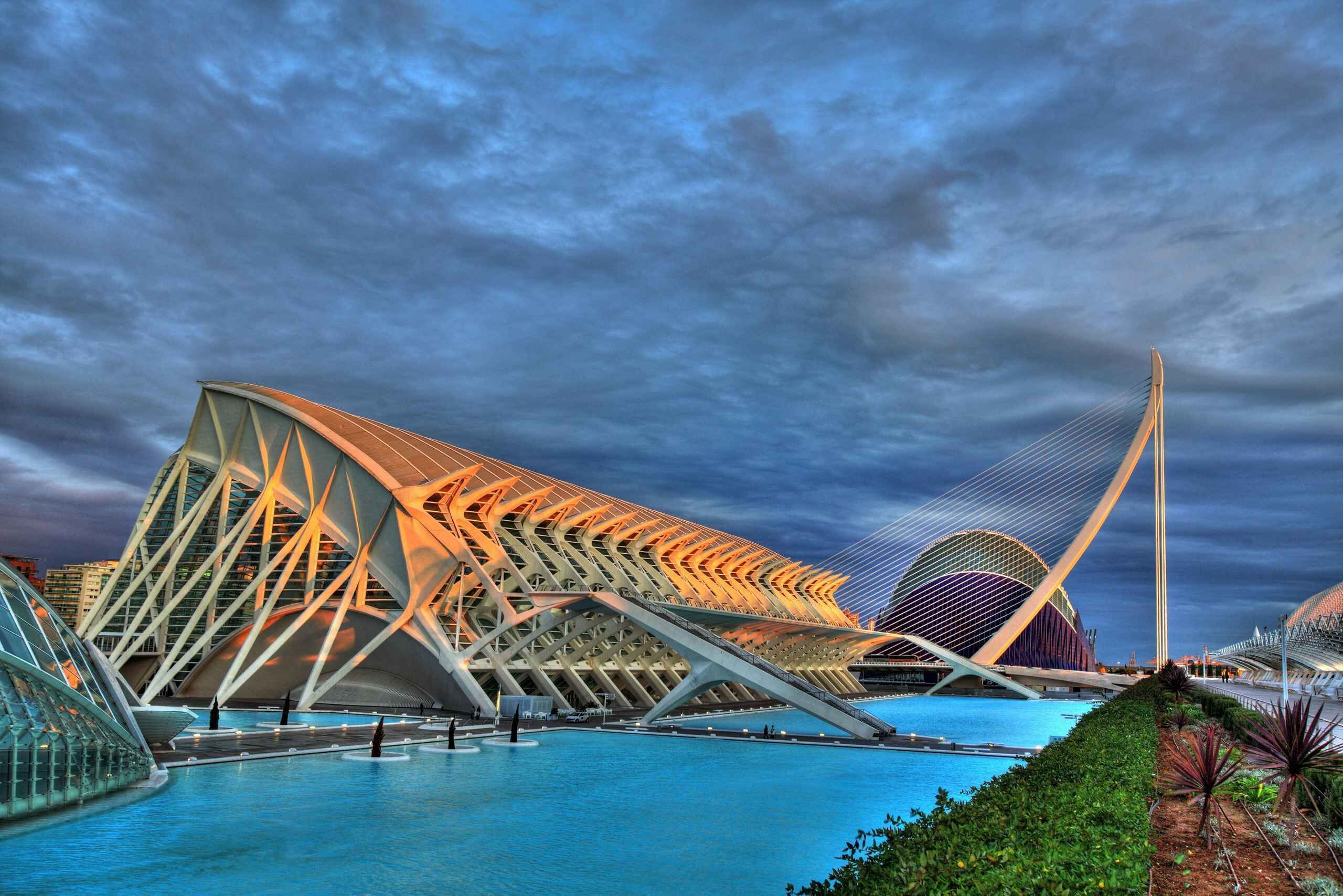 Valencia: 24, 48, or 72-Hour Valencia Tourist Card