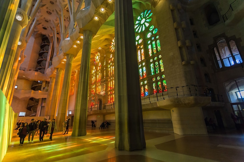 Sagrada Familia Skip the Line Small Group Tour
