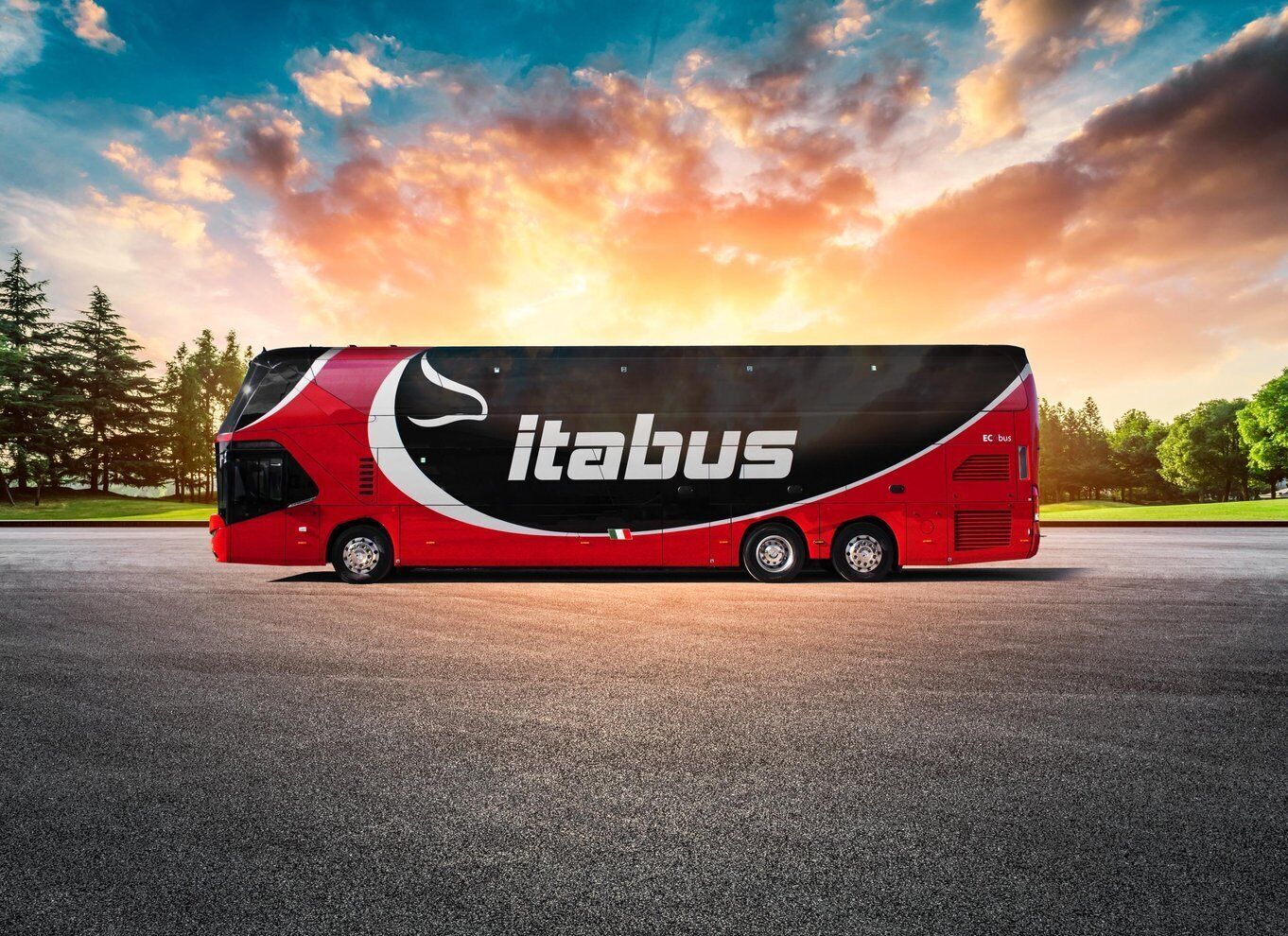 Rome: Bus Transfer from Rome to Milan or Vice Versa