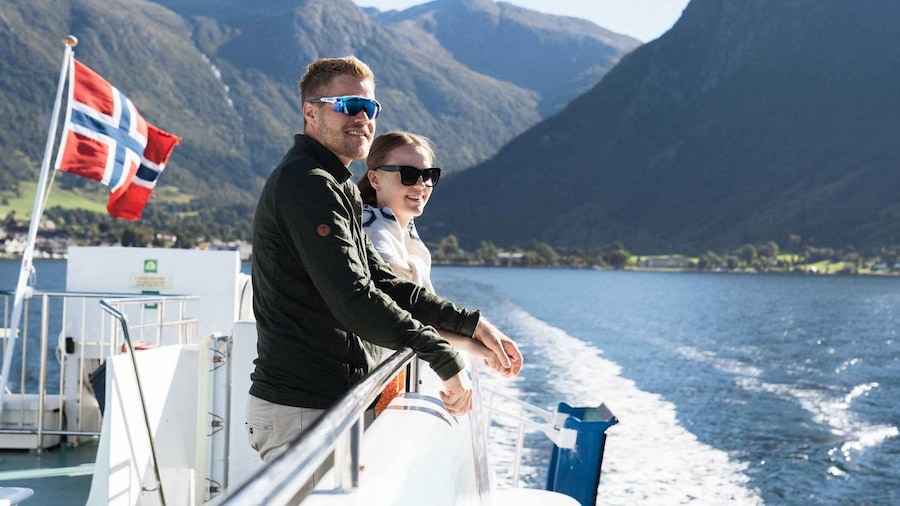 Bergen: Cruise to beautiful Rosendal by the Hardangerfjord