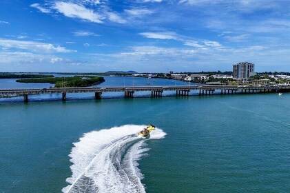 Promenades en bateau à réaction Adrenaline à Pioneer River Mackay