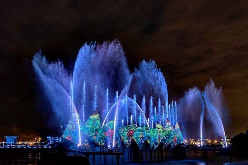 Singapore Night Extravaganza Cruise Light Shows and Satay Delight