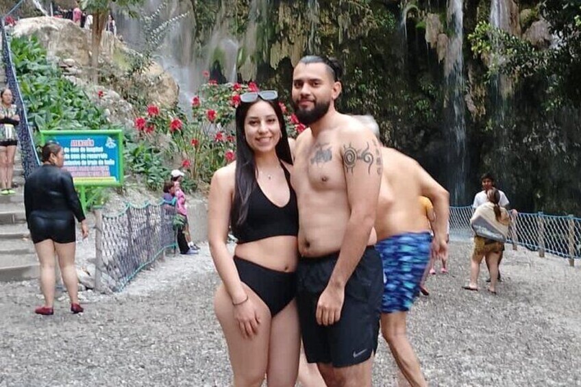 Visit the Tolantongo Grotto Oasis from CDMX 