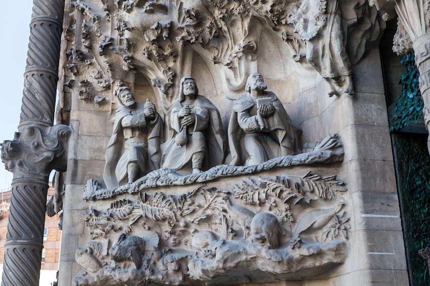 Skip-the-Line Sagrada Família Fully Guided Tour