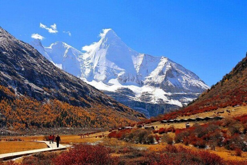 5-Day Daocheng Yading, Kangding, Mount Siguniang Tour Small Group