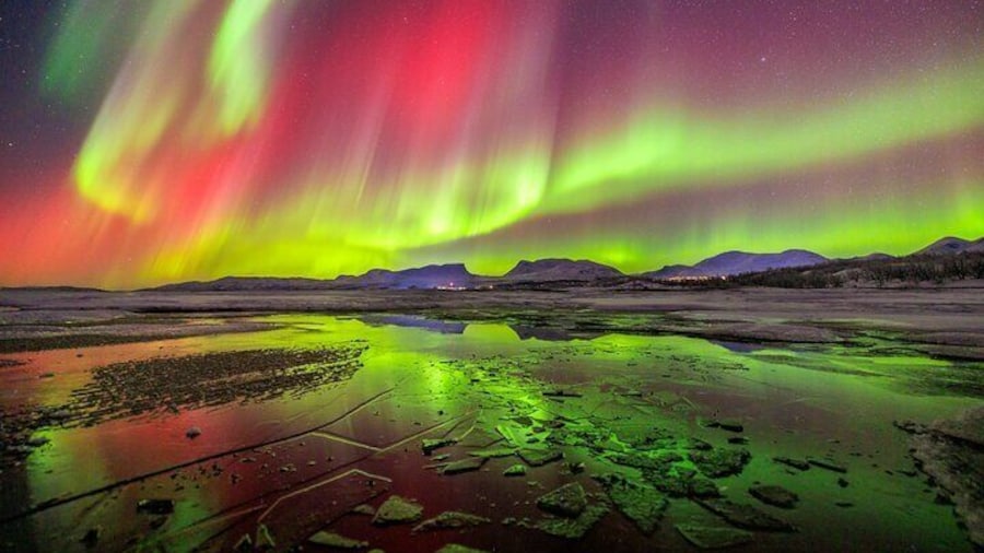 Autumn Abisko Aurora Chase