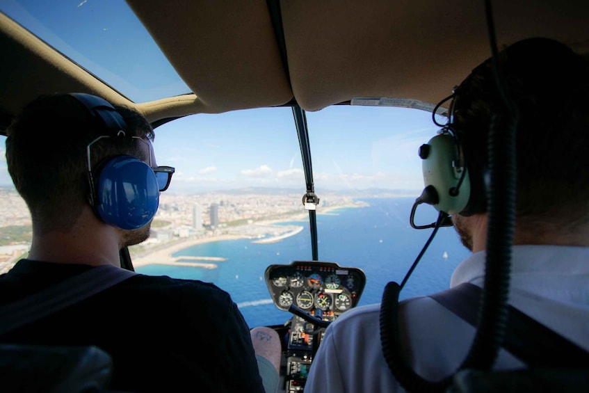 Barcelona: Unique Helicopter Flight & Optional Yacht Cruise