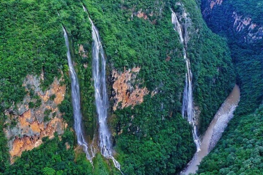 Nizhu River Scenic Area Private Tour by High Speed Train