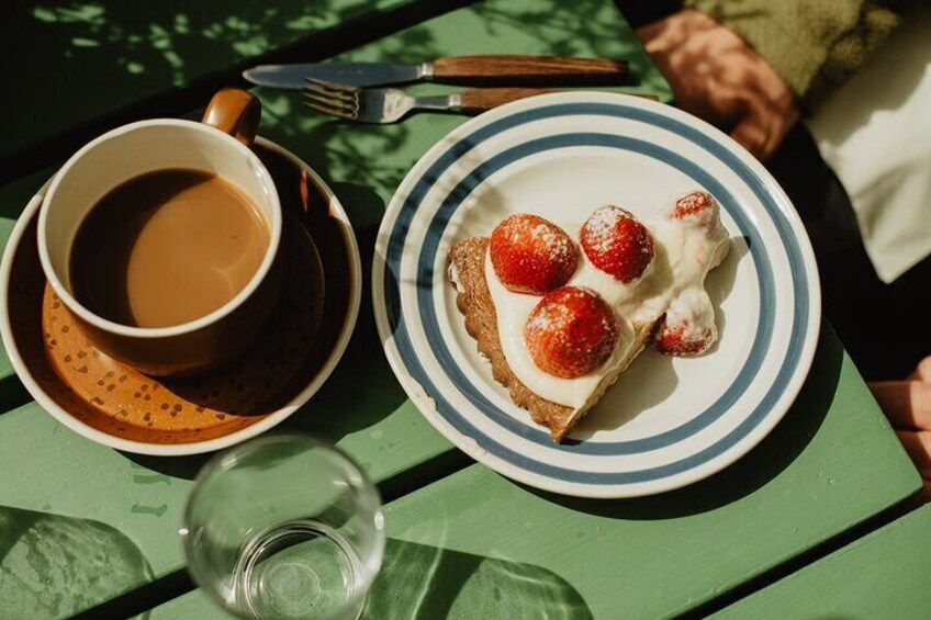 Of course there will be strawberries!