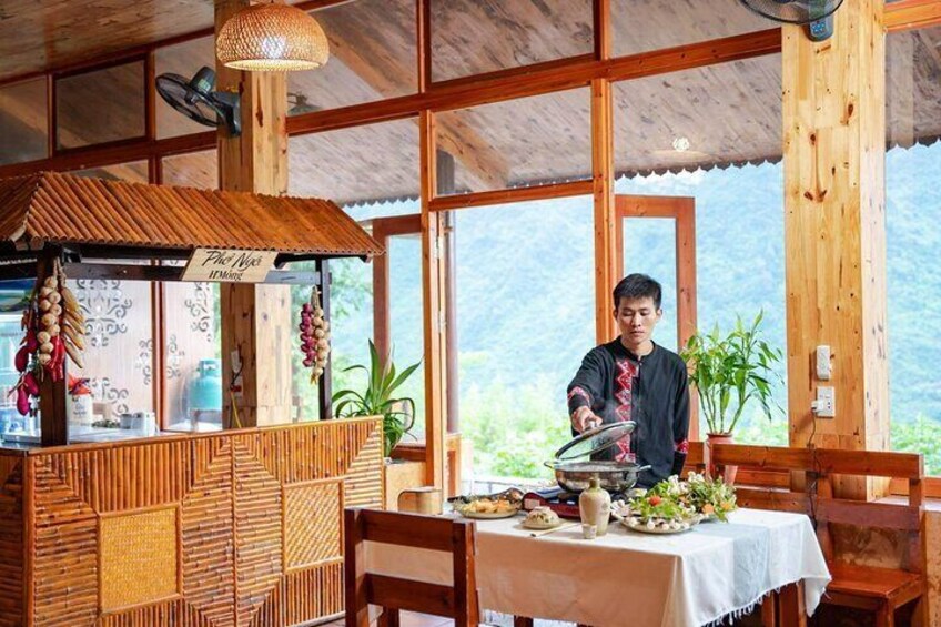 From Hanoi: 4-Days Group Ha Giang Loop Tour by good Motorbike to visit all Highlights good meals good stay. Explore Ha Giang’s best: Ma Pi Leng Pass, Dong Van, Meo Vac, Nho Que River, Du Gia waterfall