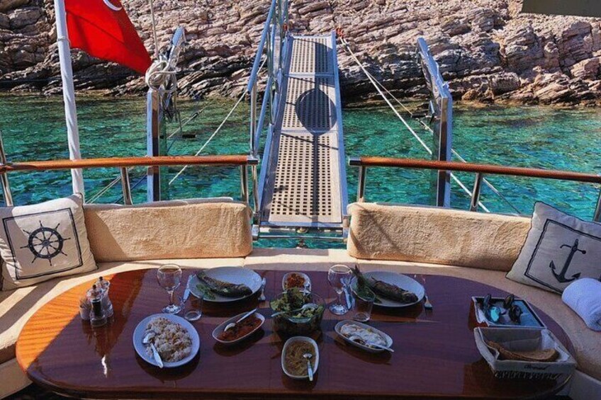 Bodrum Private Boat 6 Hours Snorkeling in 3 Bays