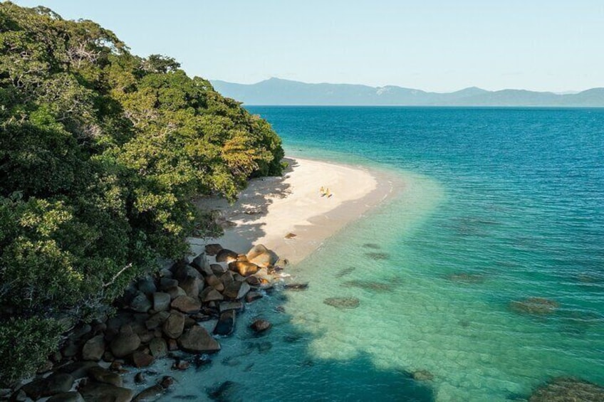 Fitzroy Island Day Trip 11am to 5pm Ferry INC Snorkel Equipment