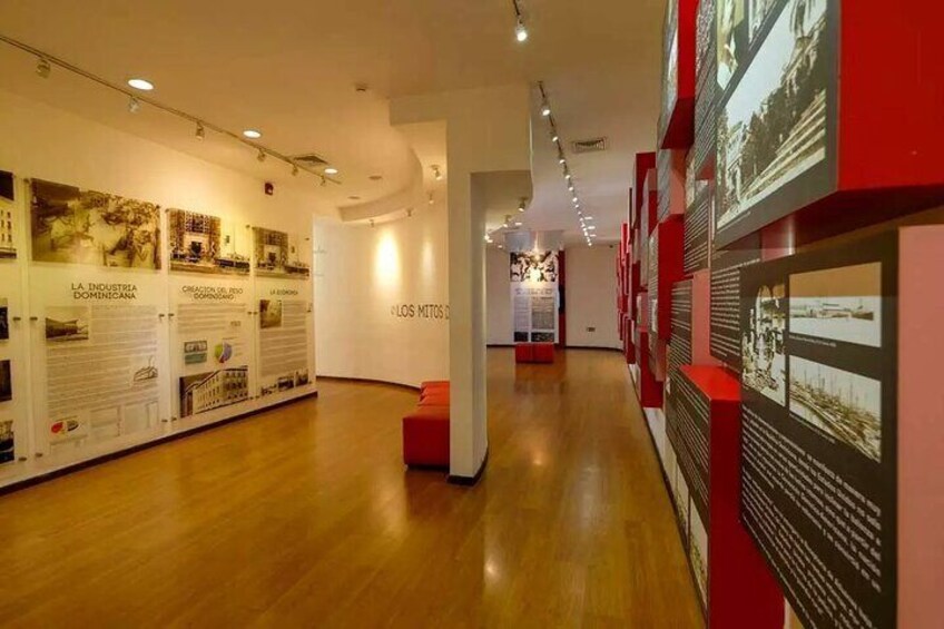  Yesterday and Today Historic Tour of Colonial Zone 