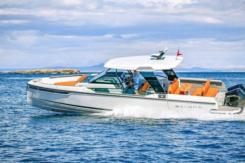 Luxury cruise to the archipelago of La Maddalena and Costa Smeralda