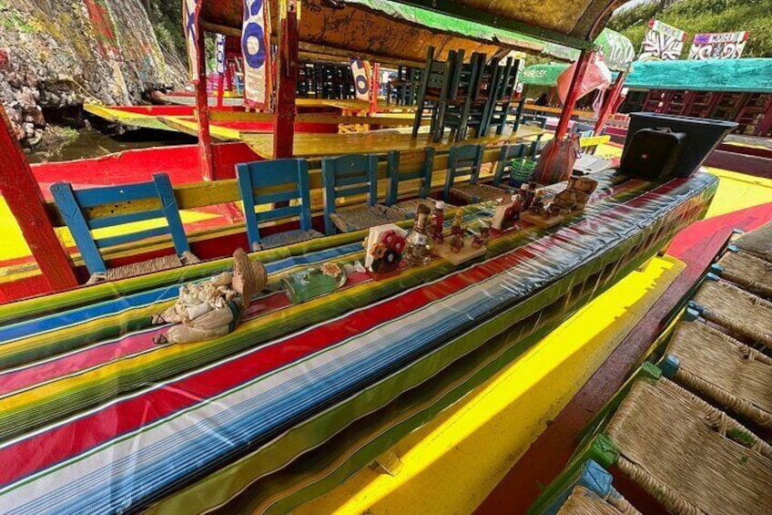 Boat Tour in Mexico City and Mezcal Party with food and drinks