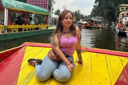 Boat Tour in Mexico City and Mezcal Party with food and drinks