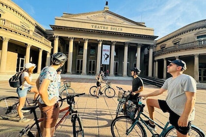 Montevideo Small Group Bike Tour with picnic