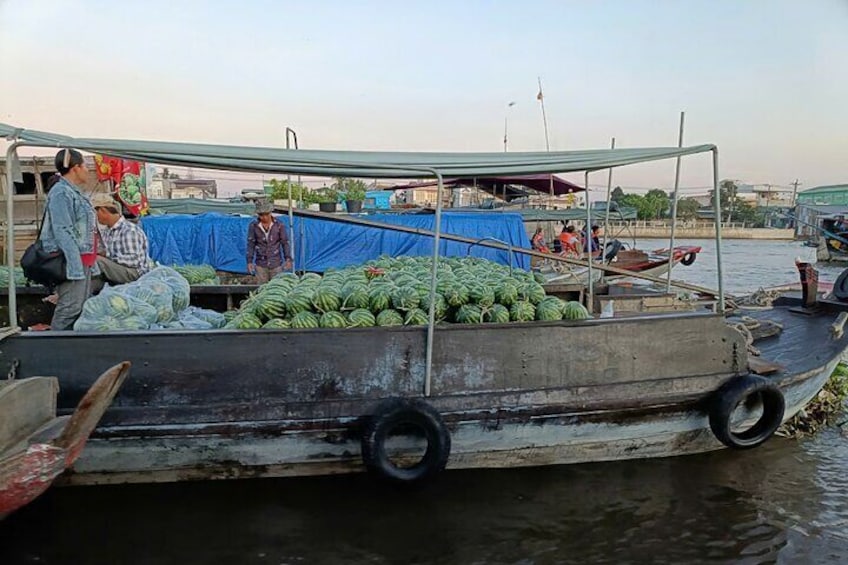 Discover Mekong Delta 3 Days with Boat trip to Phnom Penh option