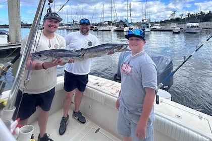 Private Fishing Charter North Shore of Oahu- Full Day on Iliokai