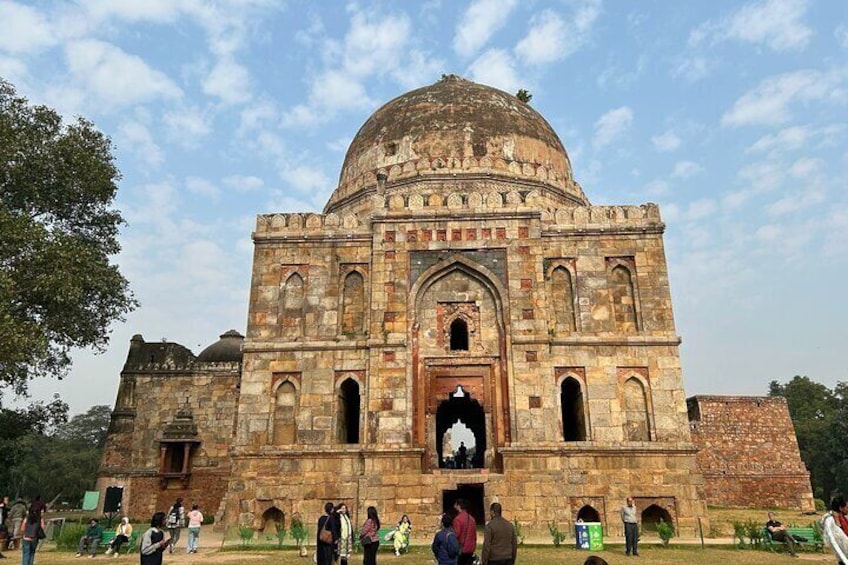 Self Guided Audio Tour Echoes of Lodhi Garden New Delhi