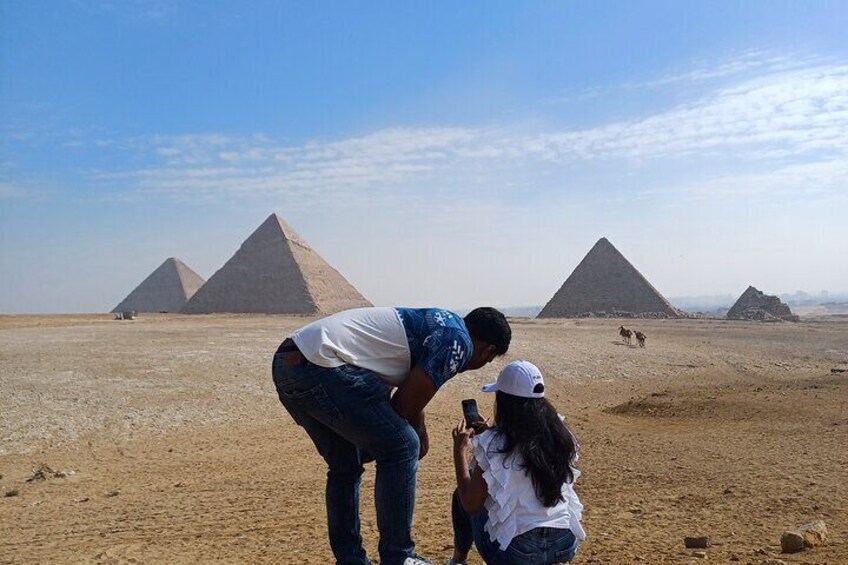 Giza Pyramids Sphinx Memphis and Saqqara with Local Lunch