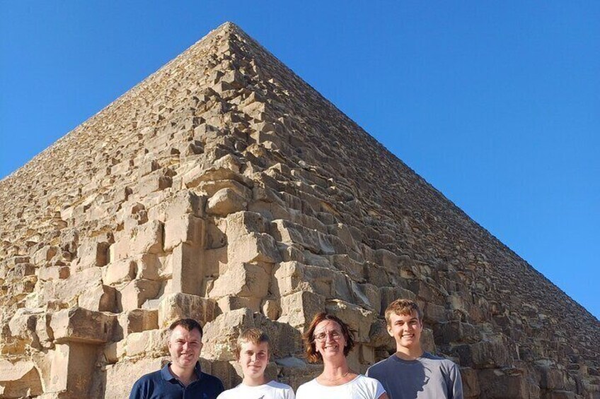 Giza Pyramids Sphinx Memphis and Saqqara with Local Lunch